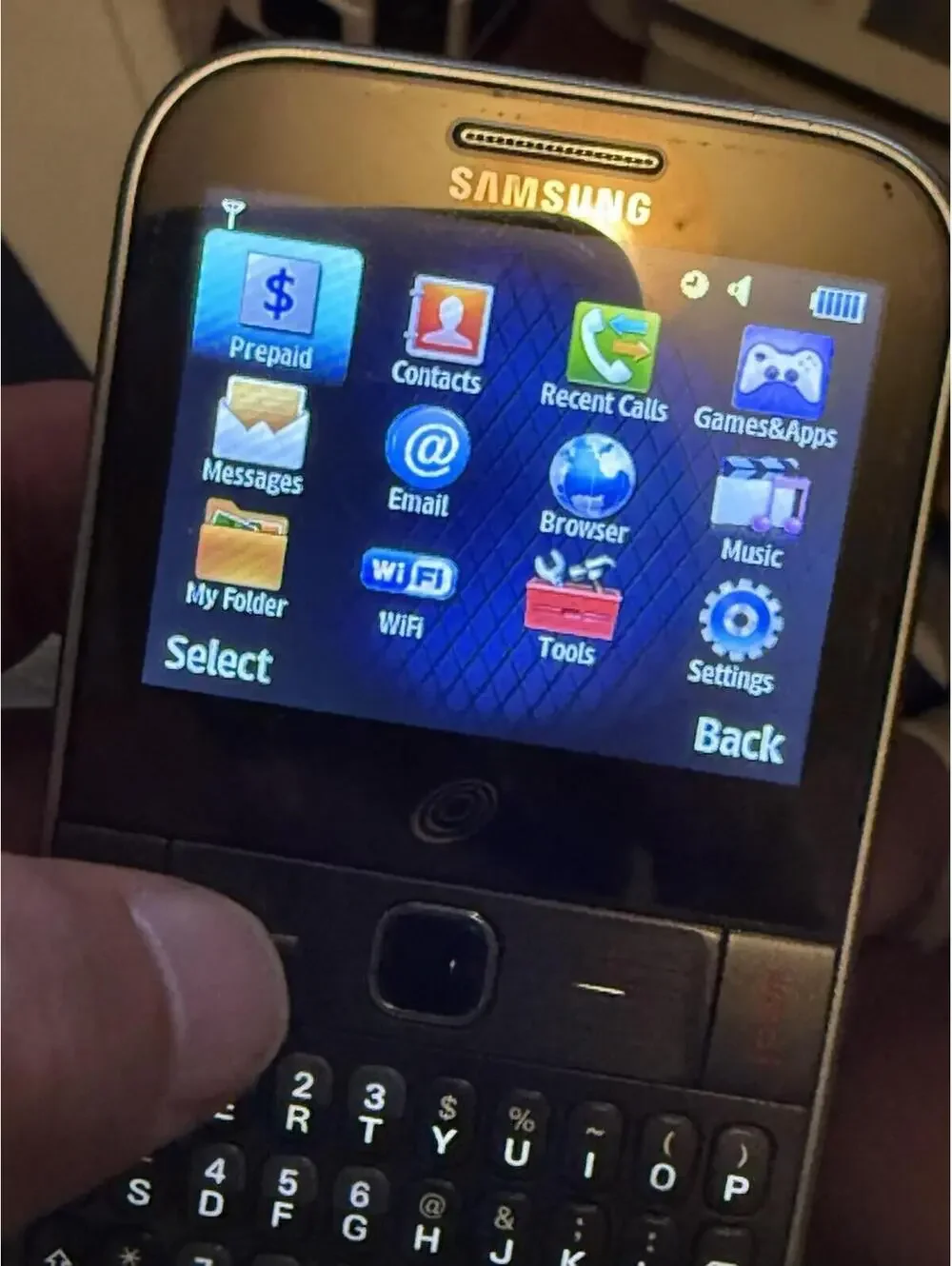 Samsung SGH S390G - Tech Silver (TracFone) Cellular Phone
